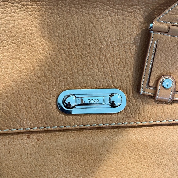 Authentic Leather Tod’s Messenger / Tote Bag - Picture 6 of 14